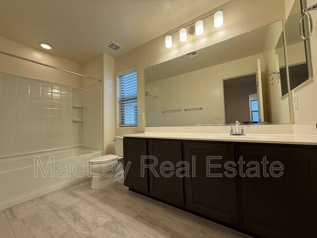 Building Photo - 1708 S 83rd Way