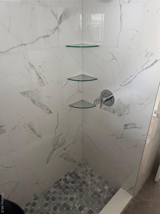 Building Photo - 10 Vermont St