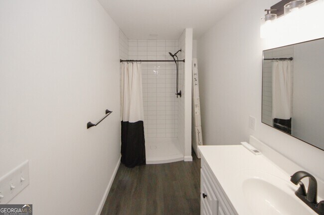 Building Photo - 6157 Orville Dr