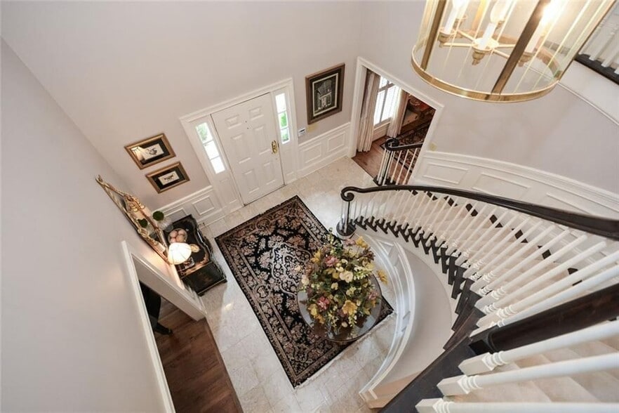 Building Photo - 1640 Lazy River Ln