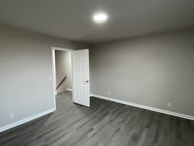 Building Photo - 602 Alison Ct