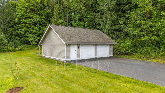 Building Photo - 19703 SE 128th Way