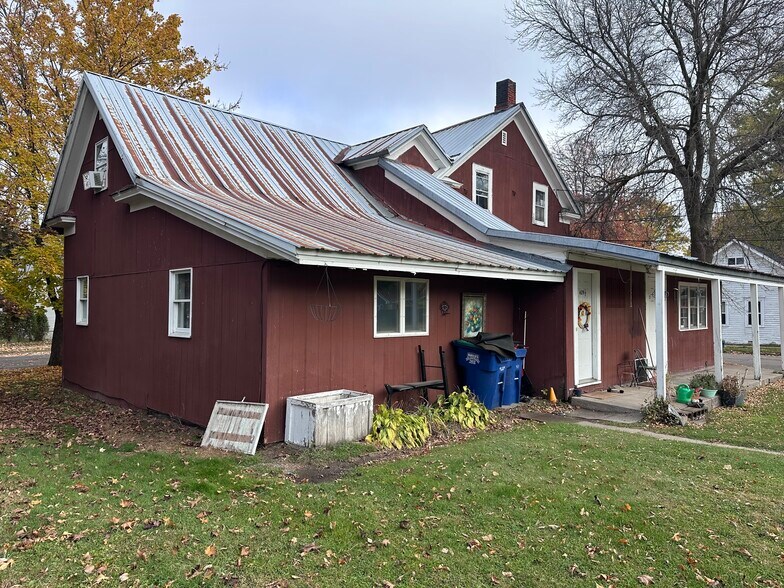 Building Photo - 629 Park Ave