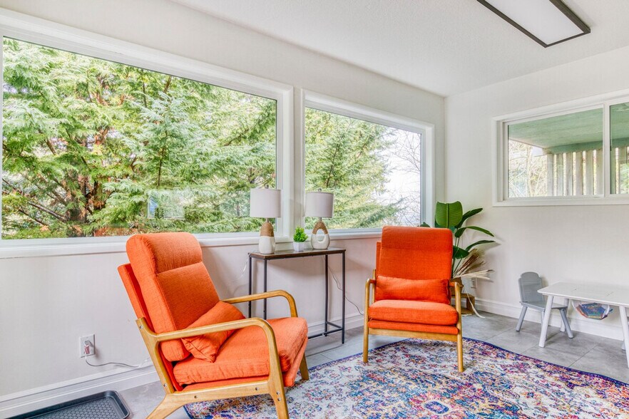 Building Photo - 3131 SW Sherwood Pl