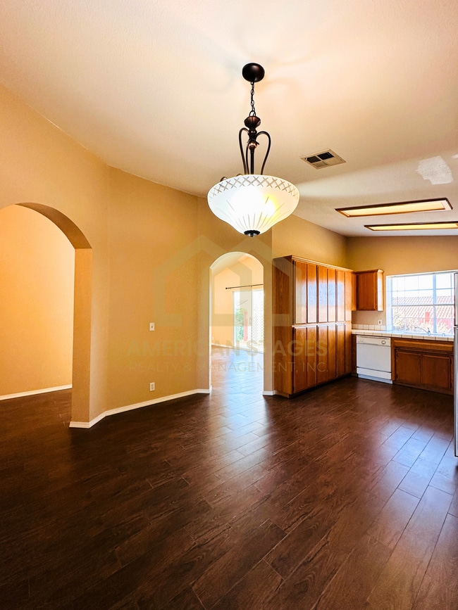 Building Photo - 4281 Ridgecrest St