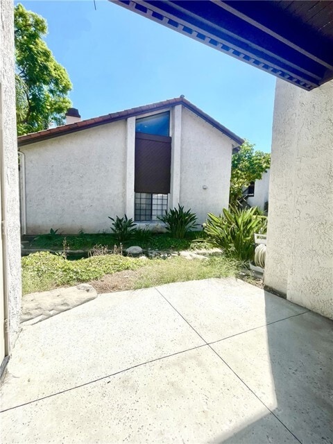 Building Photo - 308 Maui Dr