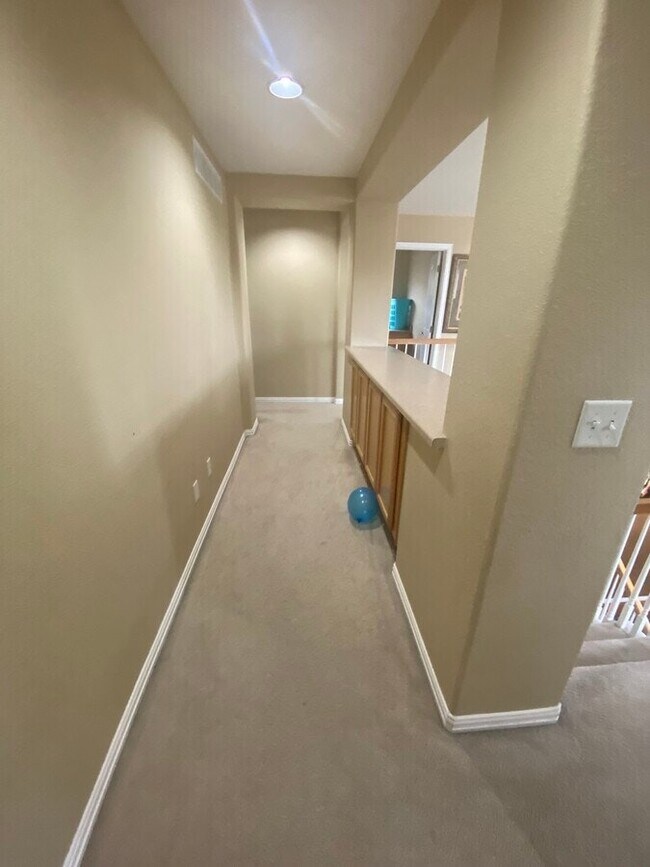 Building Photo - 10850 Trotwood Way