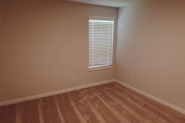 Building Photo - 8526 Blueberry Ash St