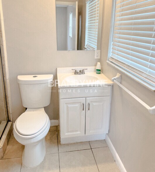 Building Photo - 3202 Needles Dr