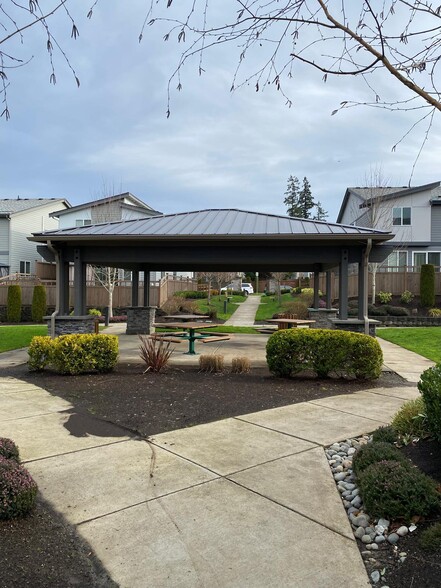 Building Photo - 19310 36th Ave SE