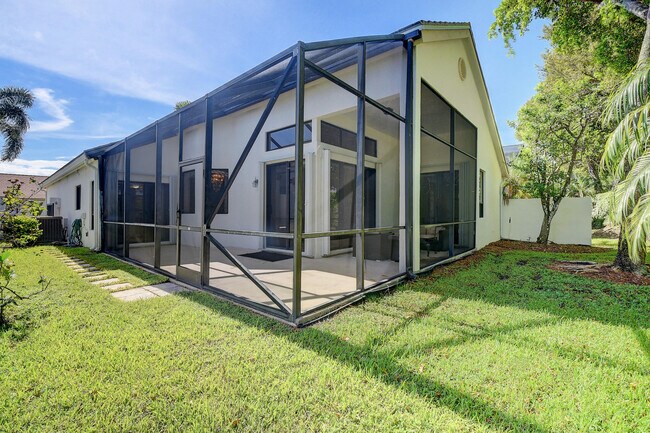 Building Photo - 10201 Lexington Lakes Blvd N