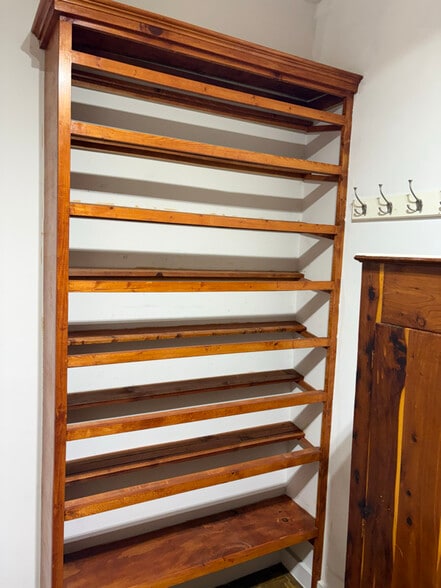 Building Photo - 8309 Pritchard Pl