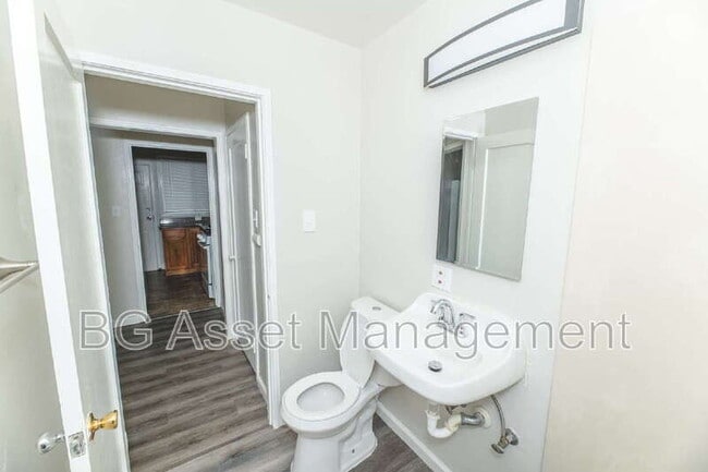 Building Photo - 3021 California St