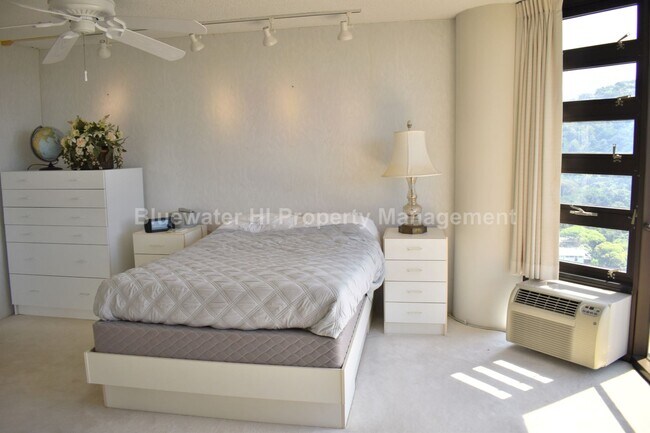Building Photo - Craigside Furnished 2/2/2 (Nuuanu Area)