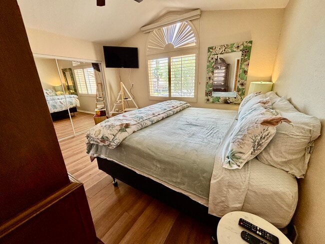 Building Photo - 76923 Turendot St