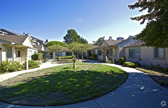 Primary Photo - Via Pacifica Gardens