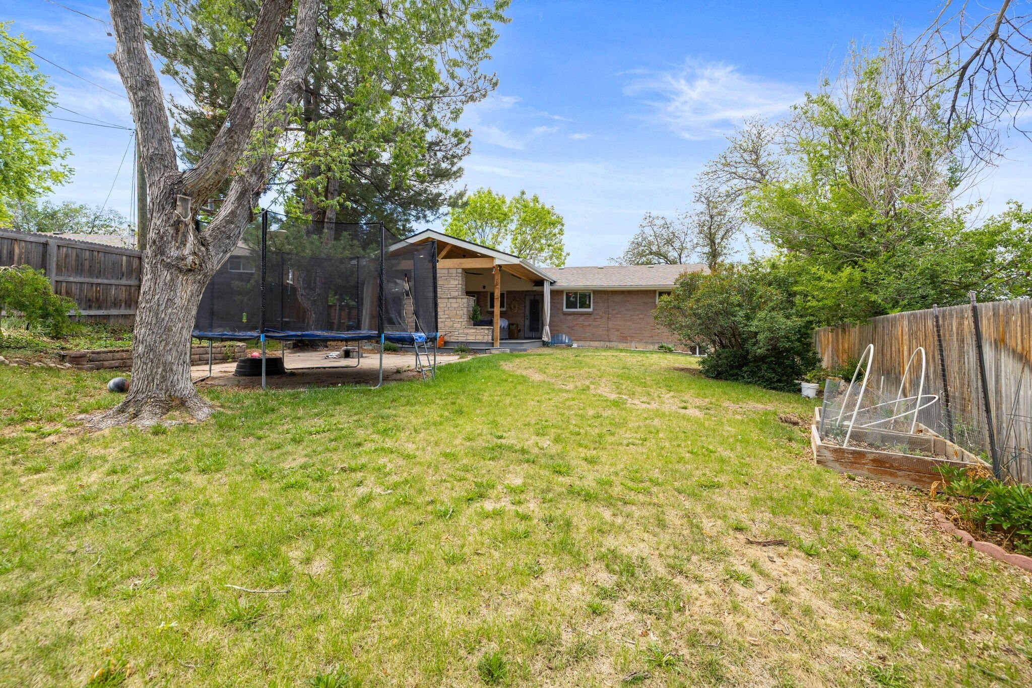 Building Photo - 6146 S Josephine Way