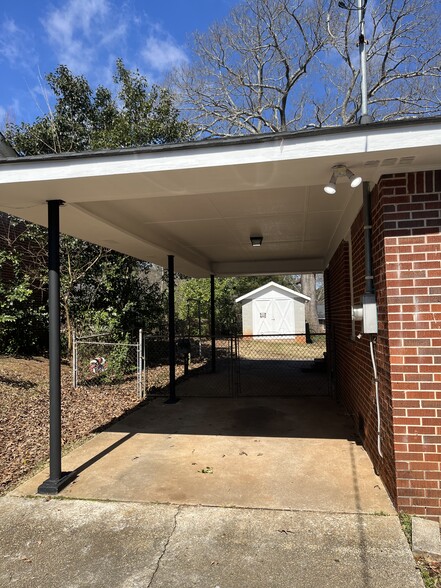 car port - 223 Mobley St