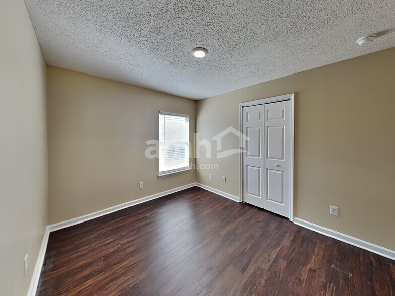 Building Photo - 3264 Talisman Drive