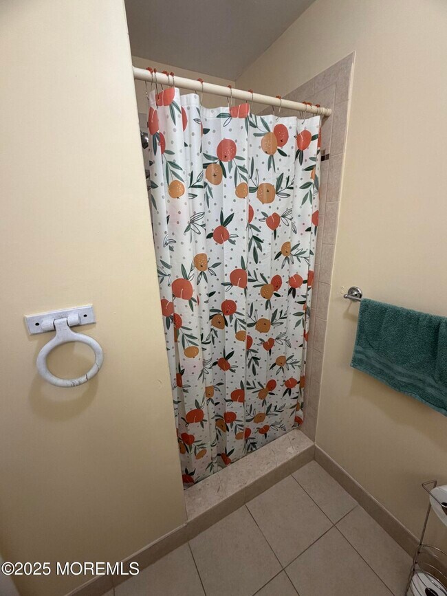 Building Photo - 60 Sherman Ave