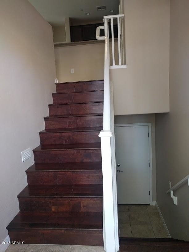 Building Photo - 5550 N 16th St