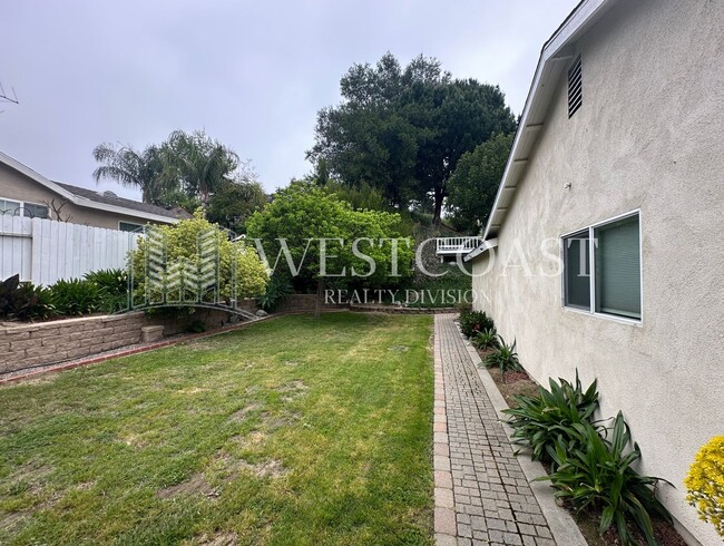 Building Photo - Serene Single-Story Retreat in Chino Hills...