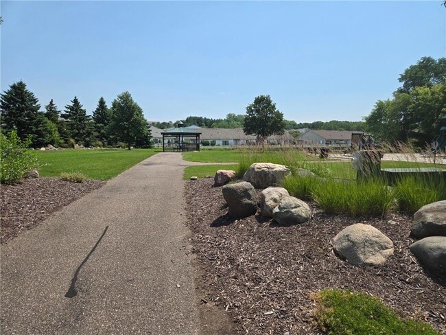 Building Photo - 7445 Timber Crest Dr S
