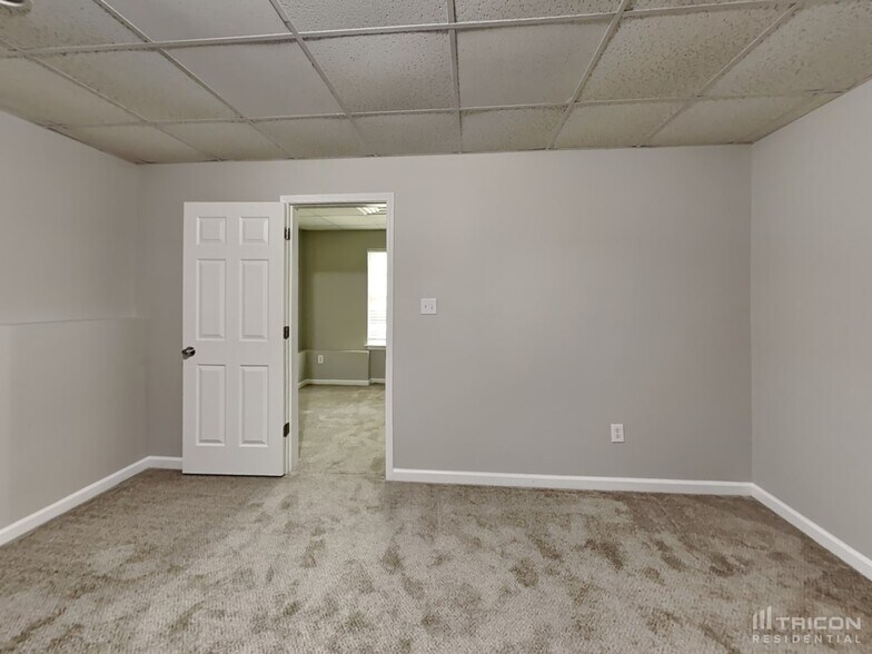 Building Photo - 1170 Augusta Woods Dr