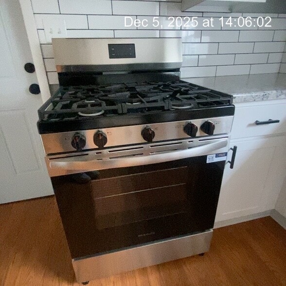 Building Photo - 823 E Clarke St