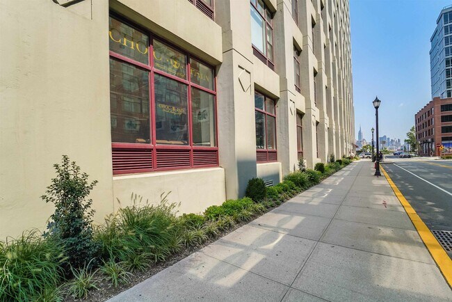 Building Photo - 1500 Washington St