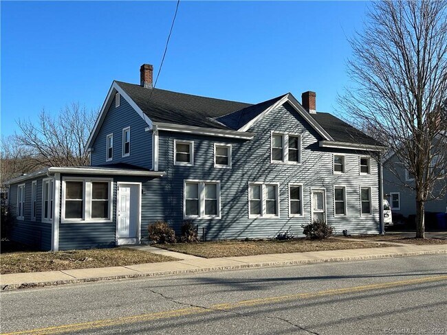 Primary Photo - 108 Main St