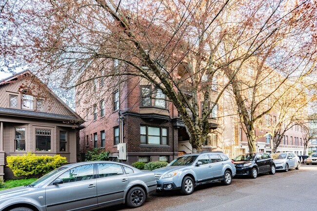 Building Photo - Lismore Apartments