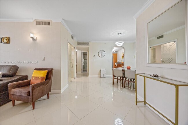 Building Photo - 3001 S Ocean Dr