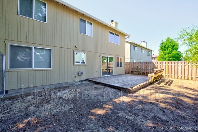Building Photo - 978 SW 208th Pl