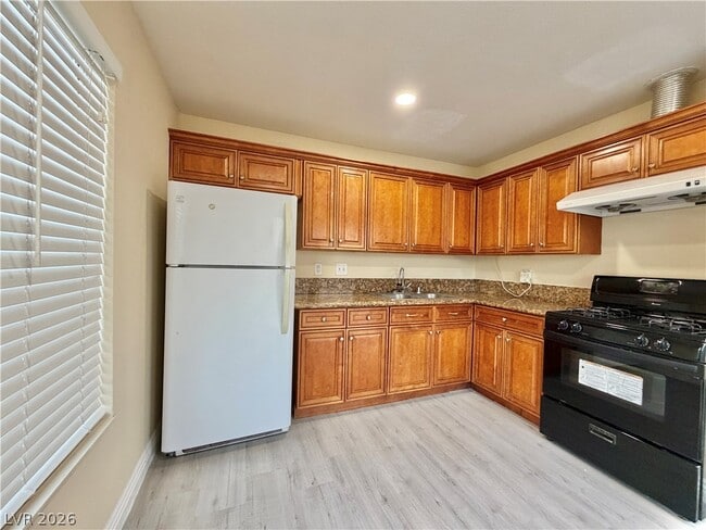 Building Photo - 4356 Bramblewood St