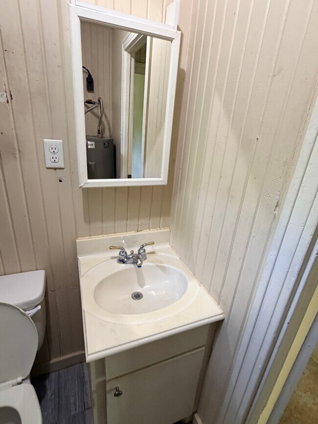 Building Photo - 2019 Alliance St