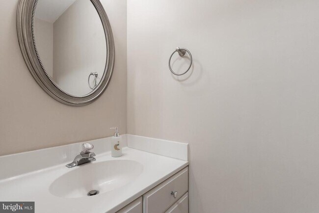 Building Photo - 12716 Dogwood Hills Ln