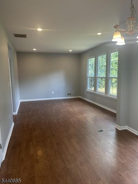 Building Photo - 246 Winding Hill Dr