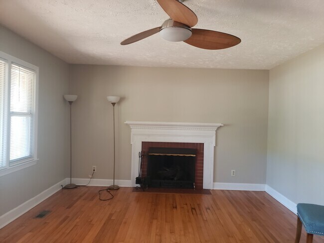 Building Photo - 520 N Fayetteville St