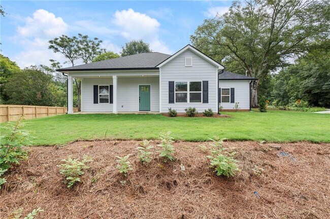 Building Photo - 2163 GA-16