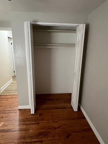 Building Photo - 2540 Elyria Ave