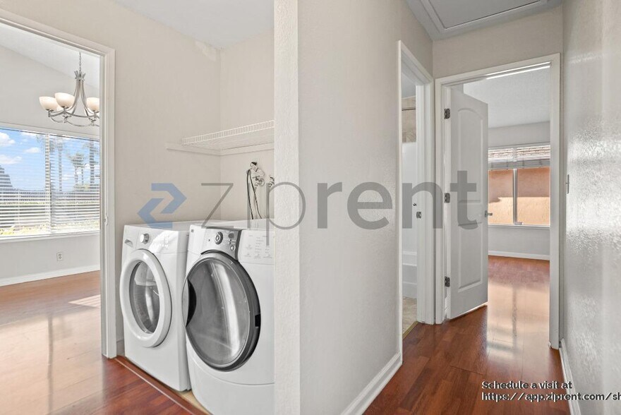 Building Photo - 1618 Seacreek Way