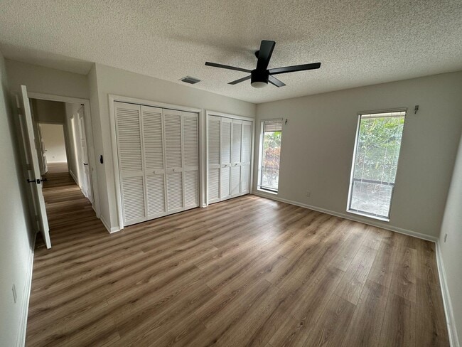 Building Photo - 7243 Encina Ln