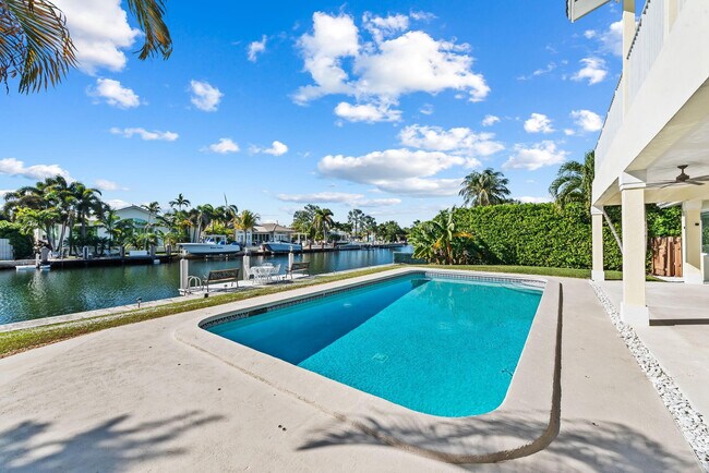 Building Photo - 2612 Marion Dr