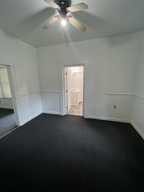 Building Photo - 1031 N Florence Ave