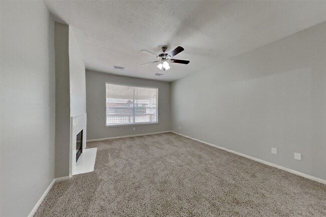 Building Photo - 23134 Beech Canyon Dr
