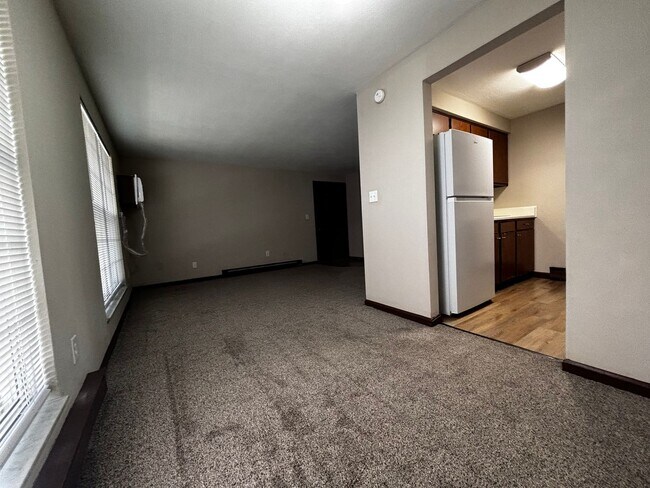 Building Photo - Peaceful West Milton Apartment Living – Sc...