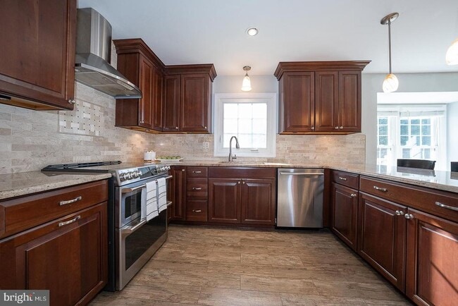 Building Photo - 1099 Armstrong Ct