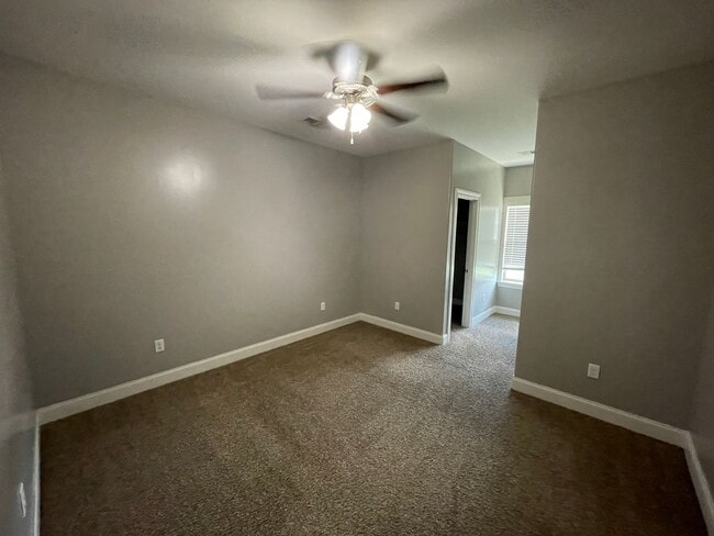 Building Photo - 4BD/4.5BA FOR RENT