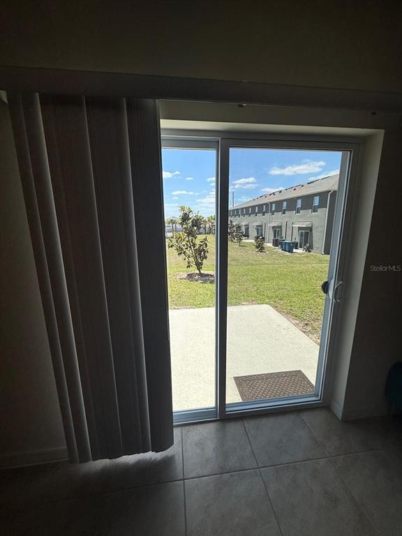 Building Photo - 1419 Plank Pl